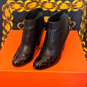 Claudia Ciuti bootie